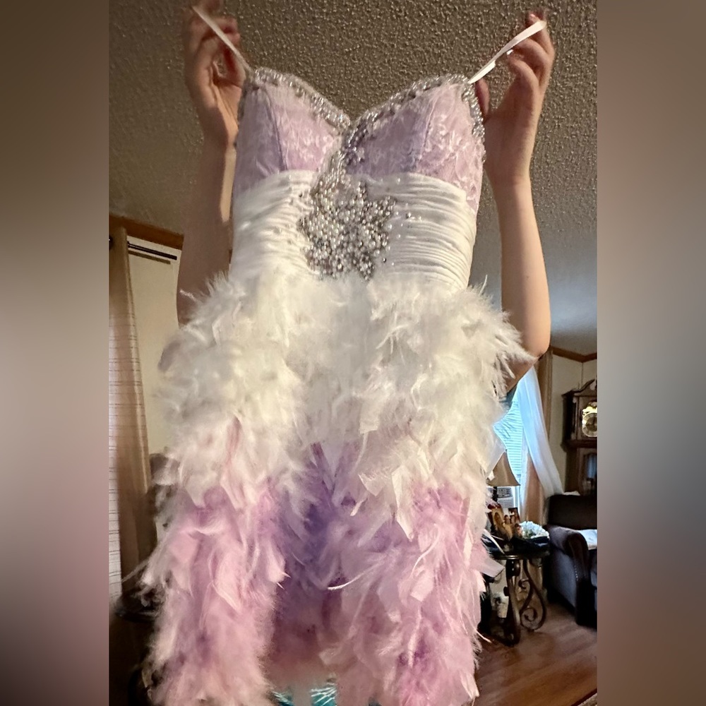 Feathers cocktail / Homecoming / Pagent Dress